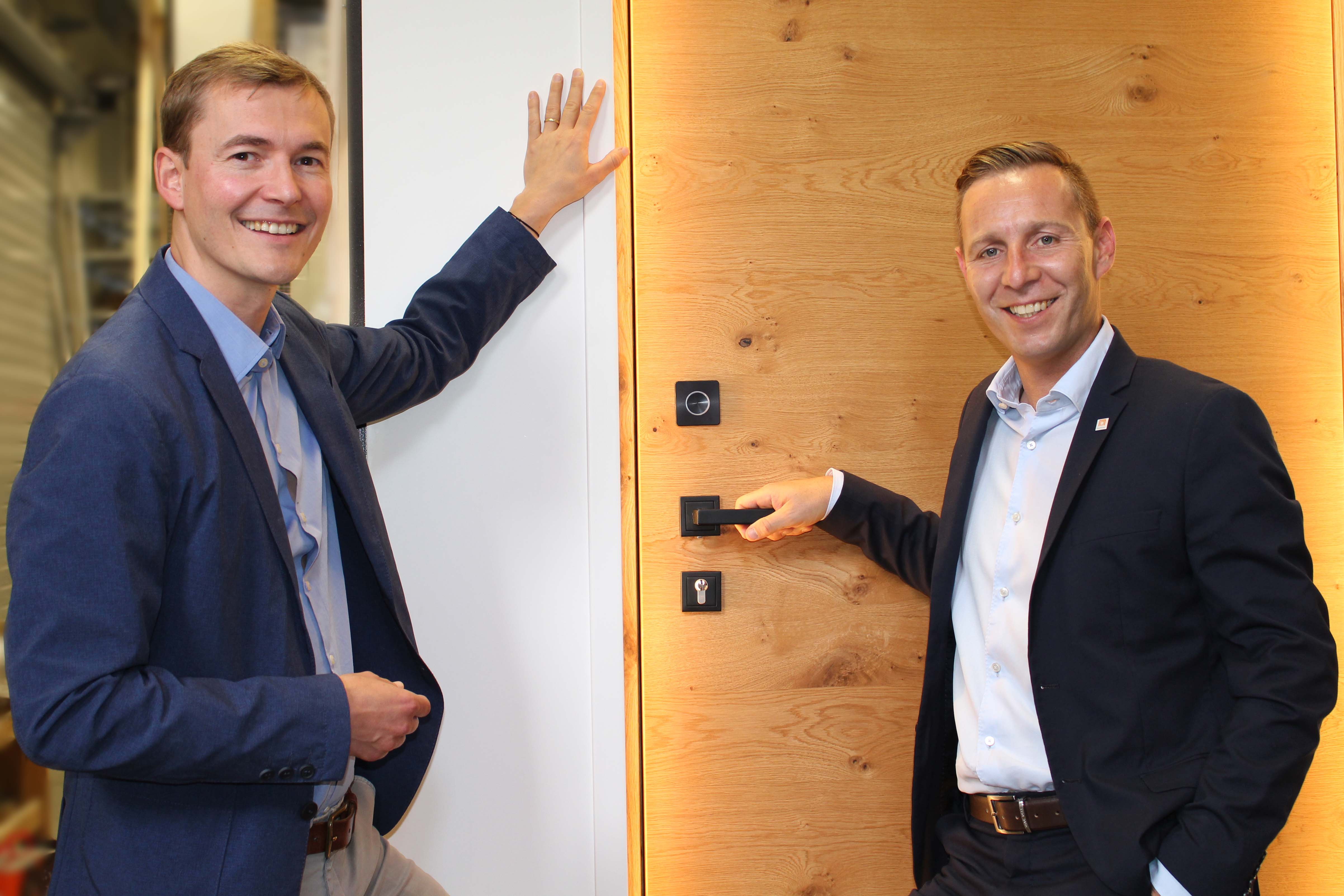 Visionäre Zukunftschancen eröffnen – Business Development Andreas Raab von Nuki sowie Leitung Produktmanagement & -entwicklung Martin Mark von Gaulhofer sind federführend im Rahmen der Kooperation.